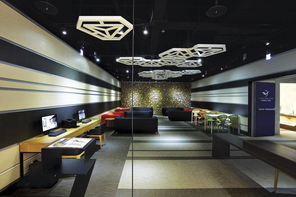 Airline Inn Green Park Way Taichung Exteriör bild