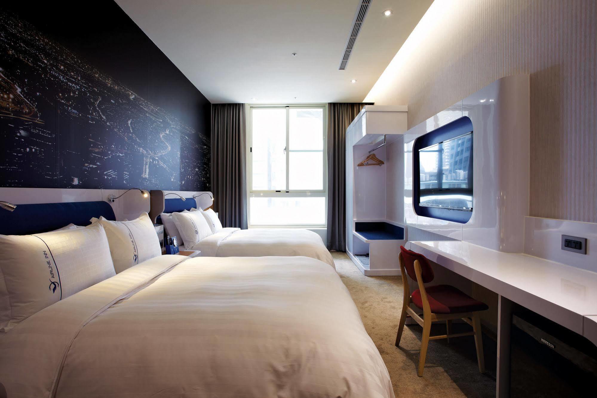 Airline Inn Green Park Way Taichung Exteriör bild
